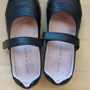 Kelly & Katie girls dress shoes